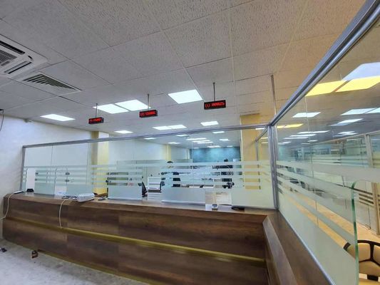 Sistema de gestión de colas para quioscos de tickets de hospital totalmente configurable