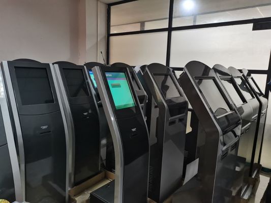 Quiosco de Tickets de Cola con Pantalla Táctil e Impresora Térmica Integrada para Soluciones de Cola Automática en Diversos Entornos Empresariales